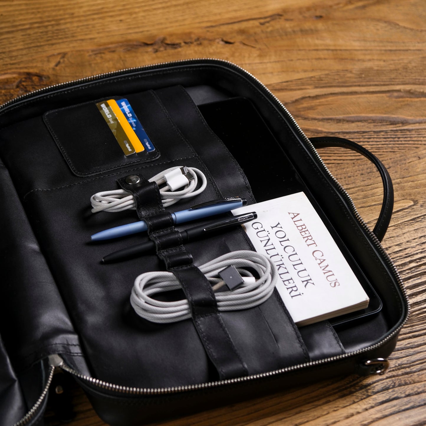 Hakiki Deri Prime Organizer Laptop Çantası