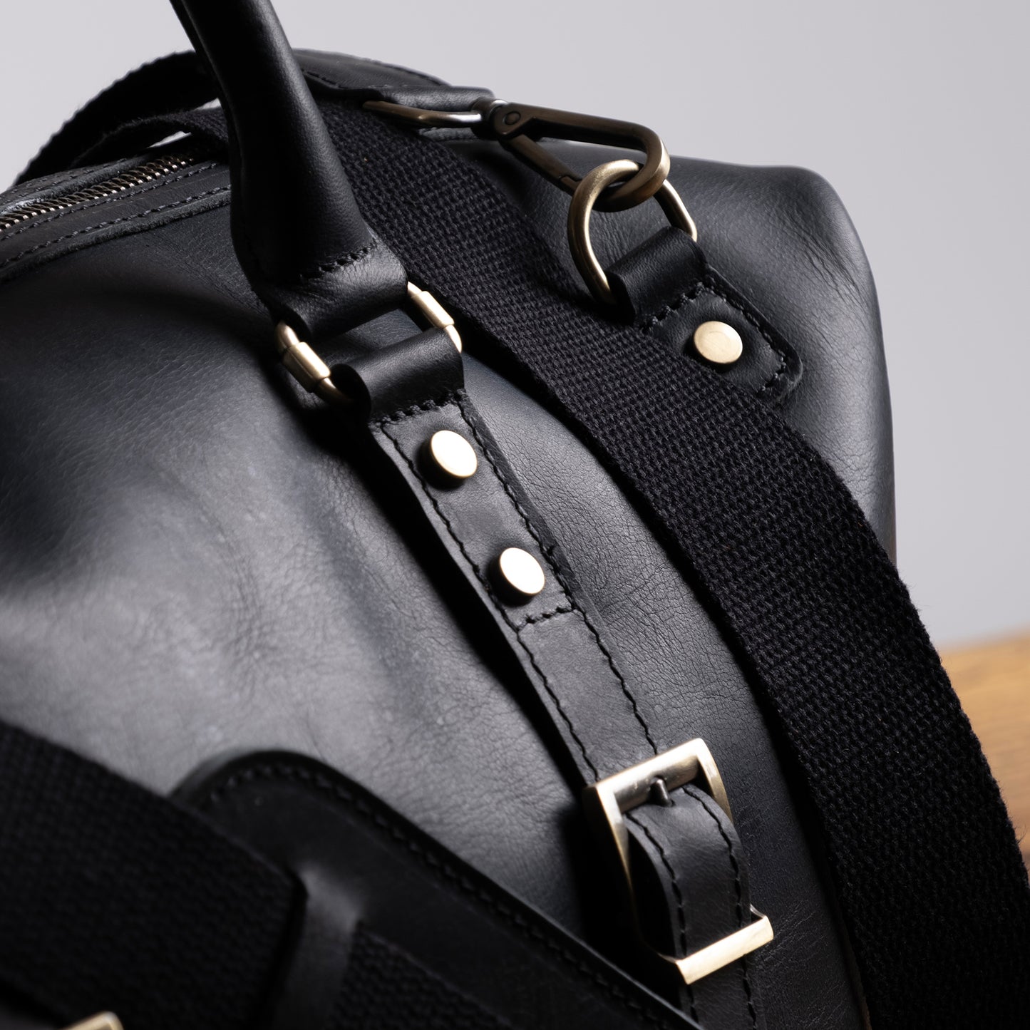 Apeiron Seyahat Çantası