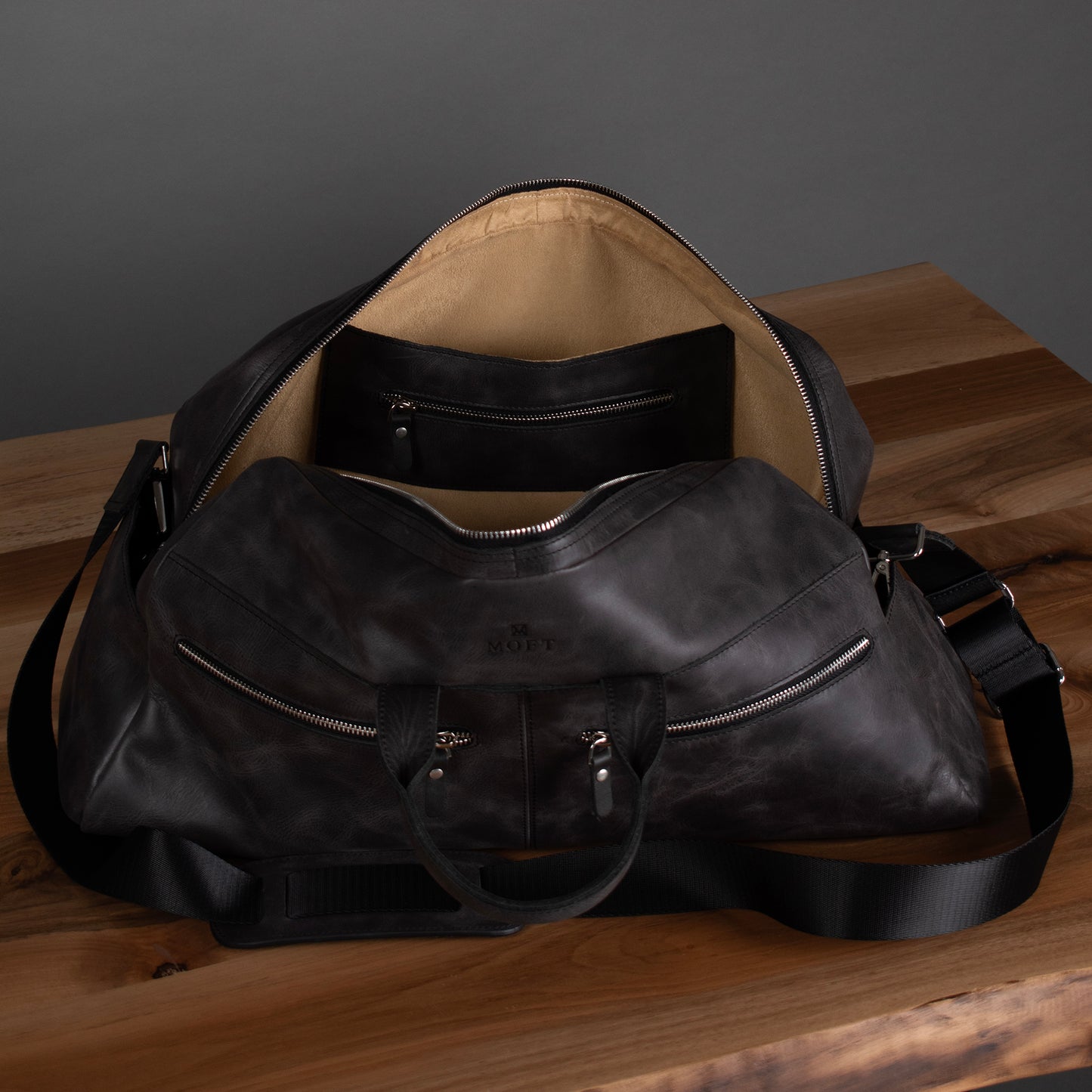 Genuine Leather Lounge Travel Bag Anthracite